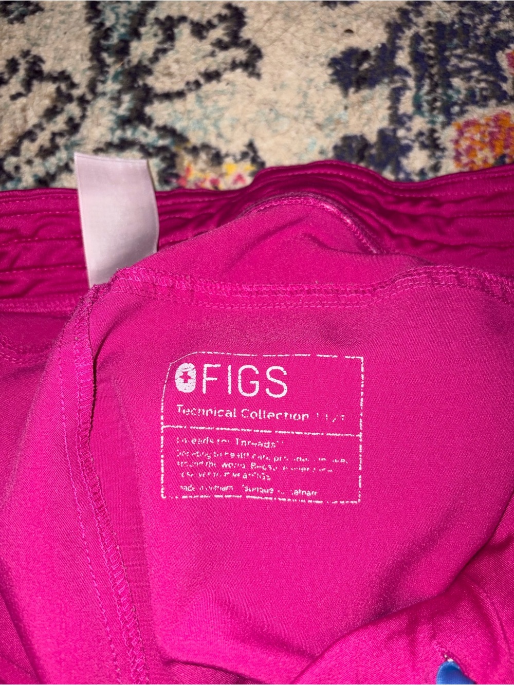 Figs Scrub Set in Raspberry Sorbet - Picture 3 of 3
